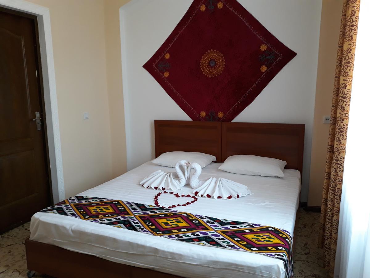 Hotel Shams Бухара Екстериор снимка